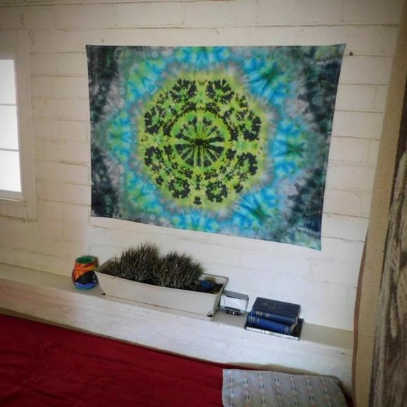 Tie Dye Tapestry Masculine Mandala - Picture 5 of 5